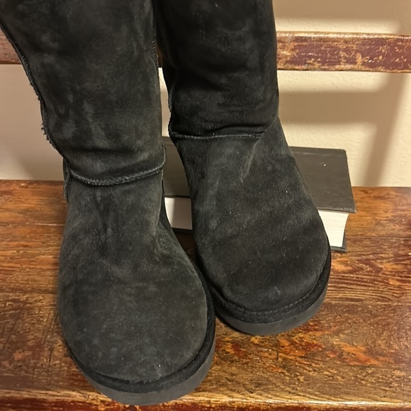 UGG Black Tall Classic Knee Boots Shearling Suede Leather Fleece Lined - Picture 7 of 15